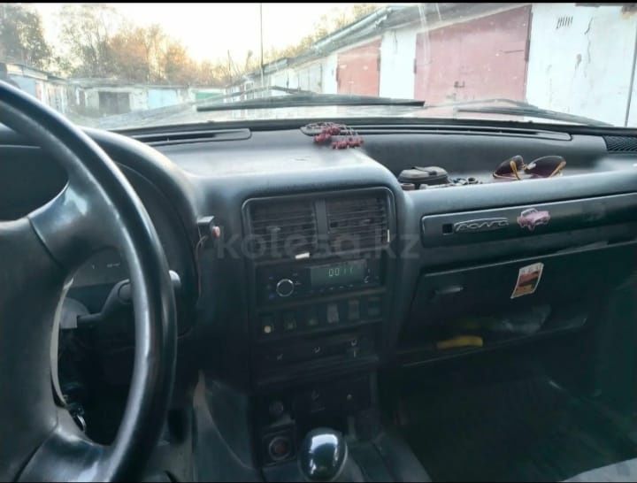 Продам автомобиль Волга 3110