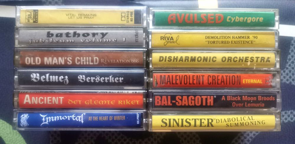 Колекция от 110 метъл аудио касети. Дет, блек, траш, индъстриъл,. пънк