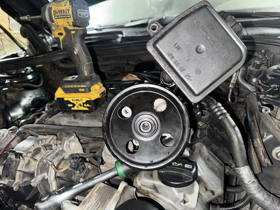 Хидравлична помпа за Mercedes S500 W220