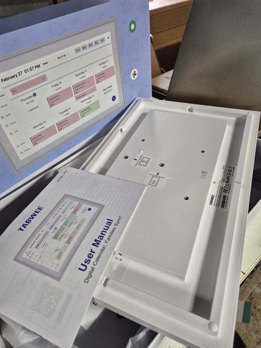 Многофункционална 15.6-инчова , фоторамка, календар, стенен планер