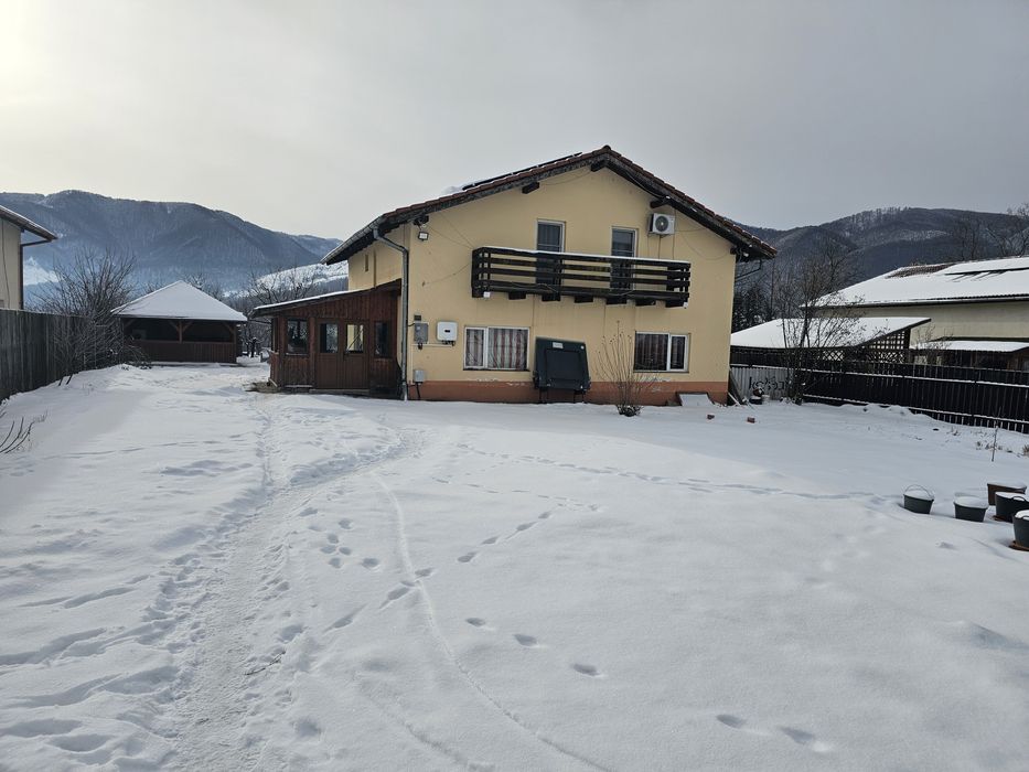 Cabană cu Ciubăr in Tocile (Sadu)