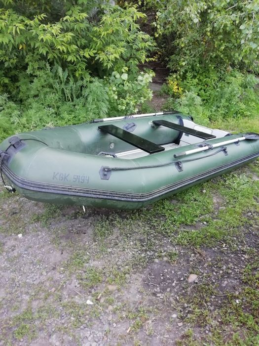 Продам Лодка ПВХ 320.