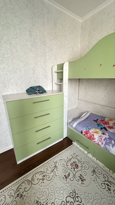 Мебель детский, шкаф стол кресло