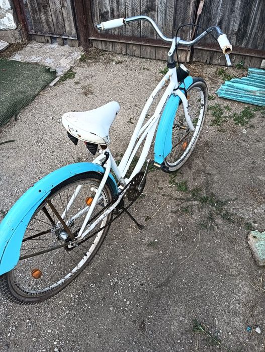 Bicicleta de vânzare