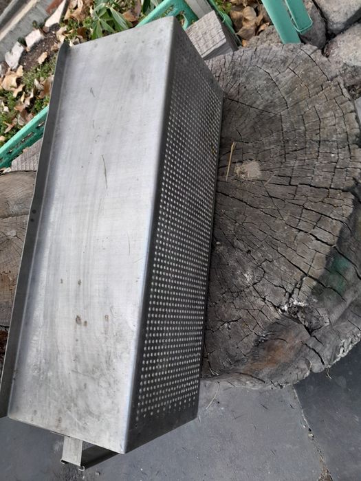 Ящик металлический