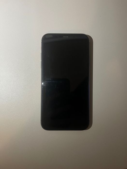 iPhone 11 82% батерия