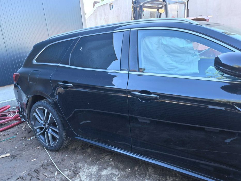 Usa dreapta spate Renault Talisman break neagra impecabila portiera dr