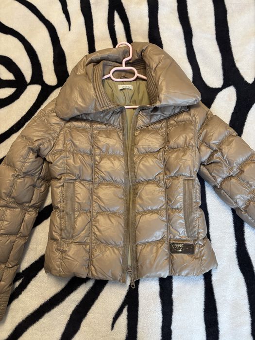 яке естествен пух Pinko