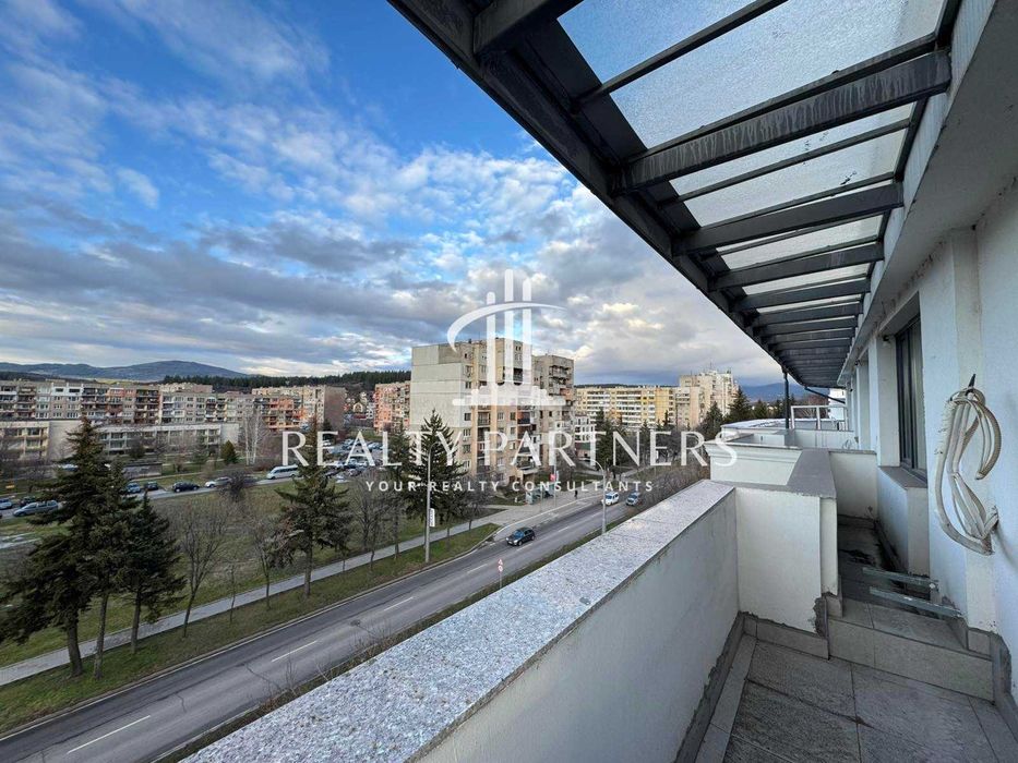 Продава се Тристаен апартамент в Перник, Изток - 100 кв.м за 714 €/кв.м - Снимка #7