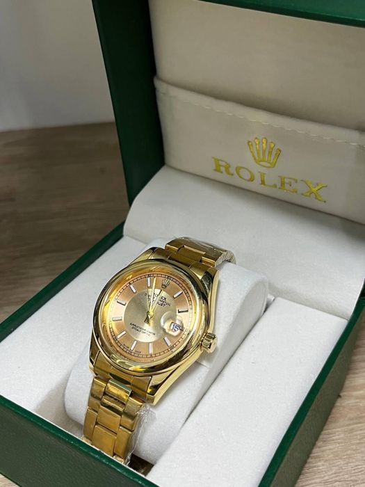 Часы Rolex Gold