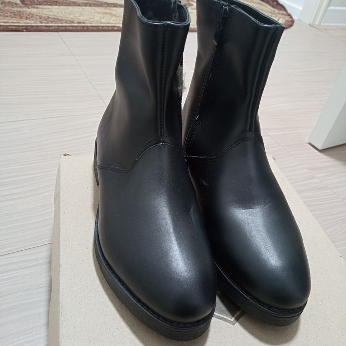 Форменные сапоги и туфли