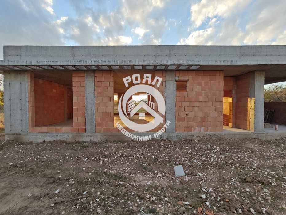 Продава се Къща в с. Избеглии, Област Пловдив - 275 кв.м за 346 €/кв.м - Снимка #2