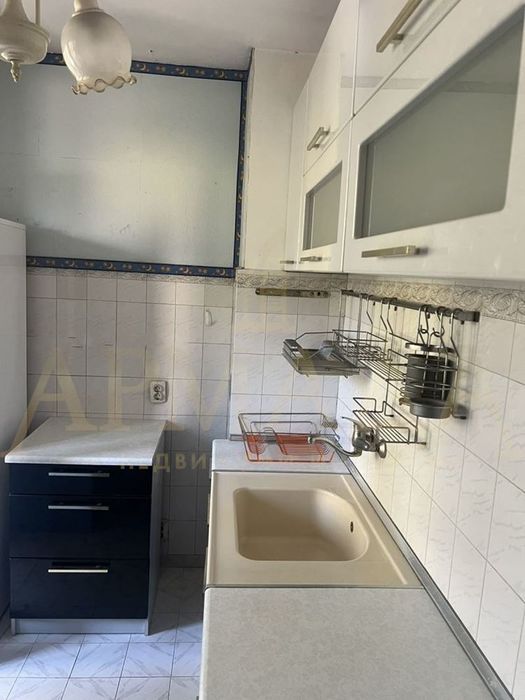 Продава се Двустаен апартамент в Пловдив, Христо Смирненски - 60 кв.м за 1834 €/кв.м - Снимка #2