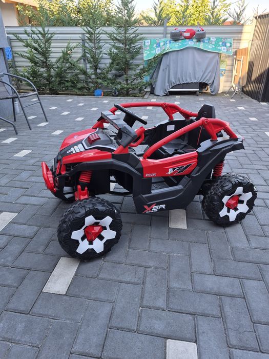 Mașină  copii  de la 3 la 5 ani