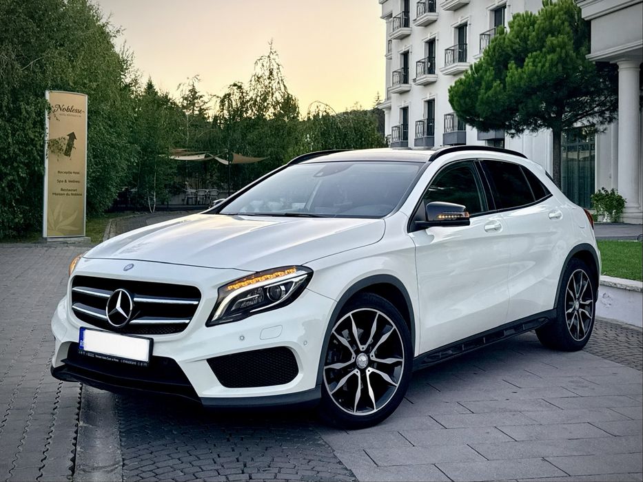 MERCEDES-BENZ Gla