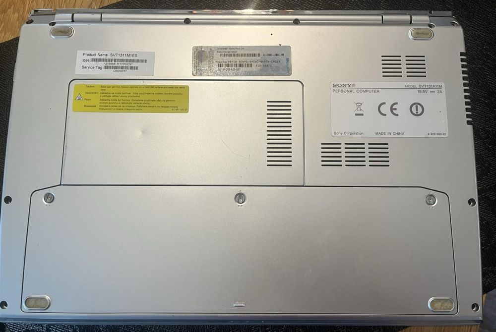 Sony Vaio 13.3” i3 / 4GB RAM