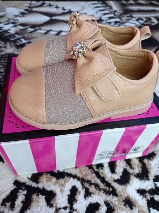 Обувь на девочку