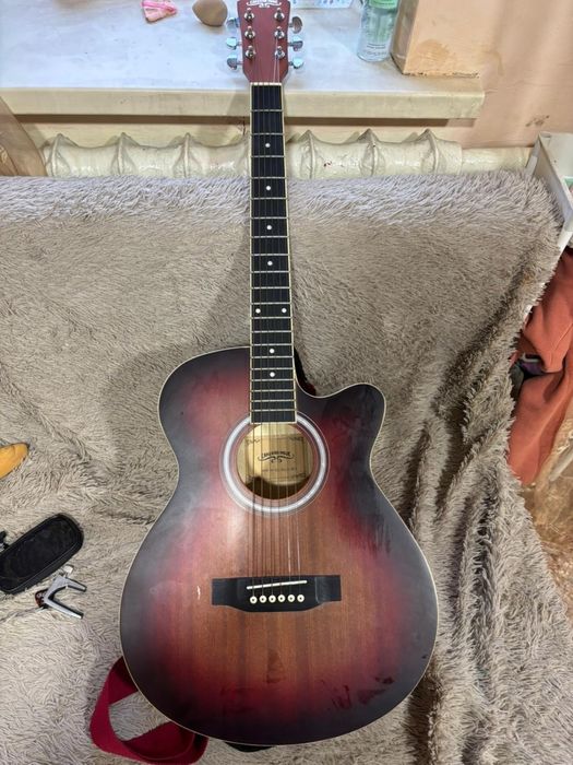 Гитара все в комплекте