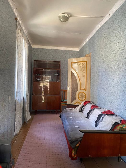 Дом, Уй, Ер, ҳовли, участка арзон сотилади.