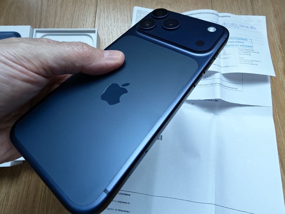 КАТО НОВ 512GB iPhone 17 Pro Max Blue Офицален! Гаранция 2027!