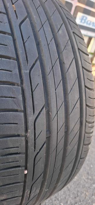 2бр. 225/45/17 Bridgestone 6mm грайфер, дот 19г. ---
