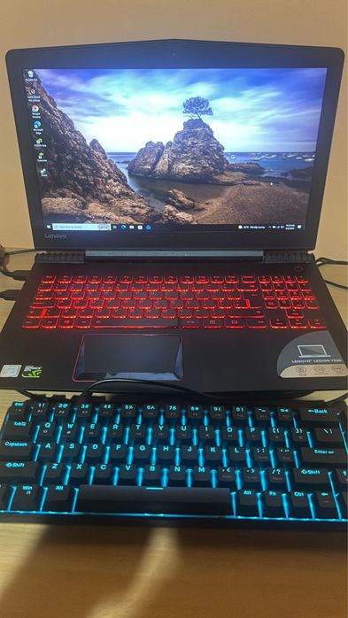 Vând Lenovo Legion Y520
