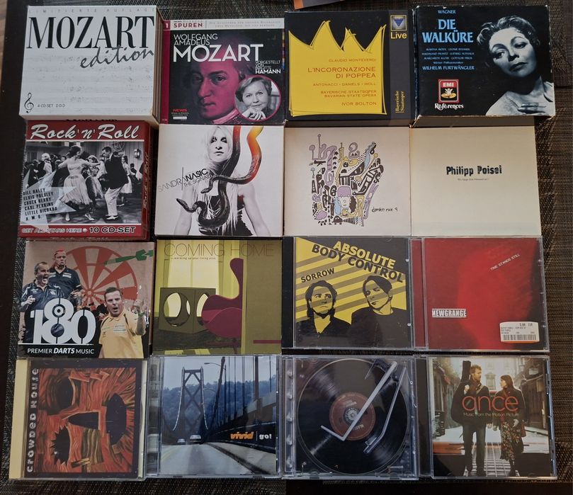 Продавам оригинални музикални дискове