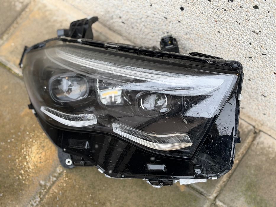 Фар за Мерцедес Е класа 2024 w214 АМГ Mercedes w214 e klasa