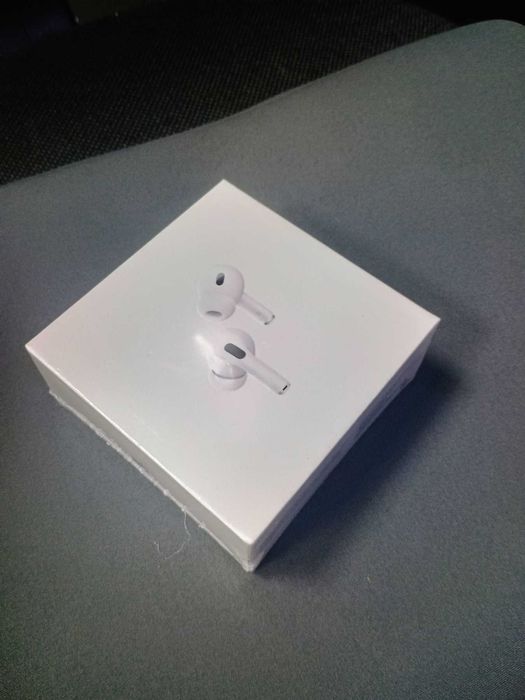 Безжични слушалки ,Airpods Pro (2nd Generation) Калъф MagSafe (USB-C)