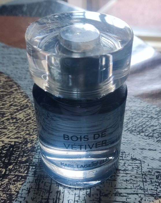 Продавам часовник Citizen eco drive
