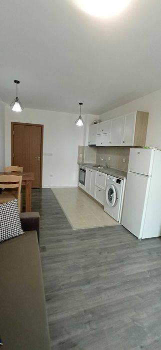 Дава се под наем Едностаен апартамент в Пловдив, Гагарин - 42 кв.м за 273.87 € - Снимка #1