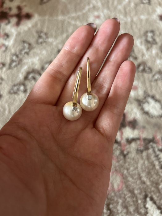 Продам серьги золотые с жемчугом