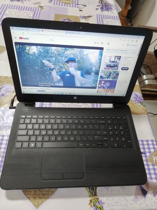 Laptop HP/ 15,6 inch / AMD/ 4 GB RAM / ssd 128 gb