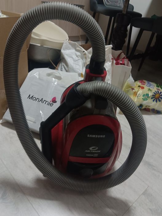 Пылесос Самсунг 1600w