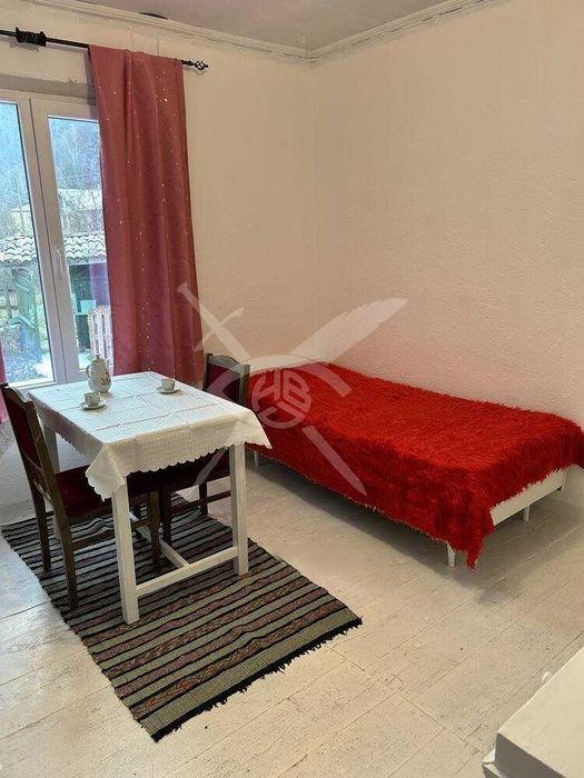 Къща в с.Свежен! 96786