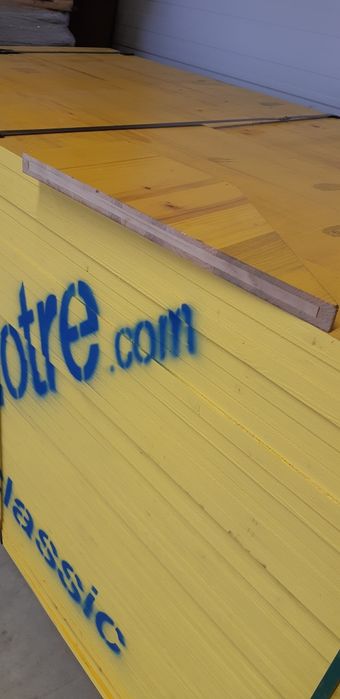 Panouri galbene cofraj Legnotre, tip doka