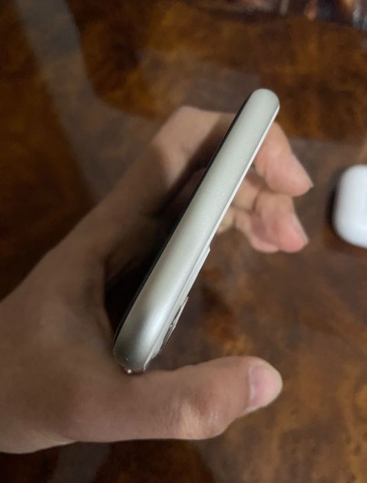 iPhone 11 Karopka document full