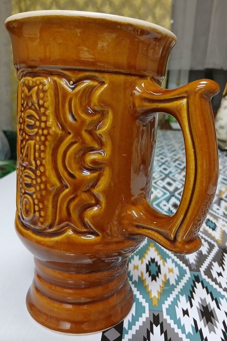 Продам кружку Медео,керамическая