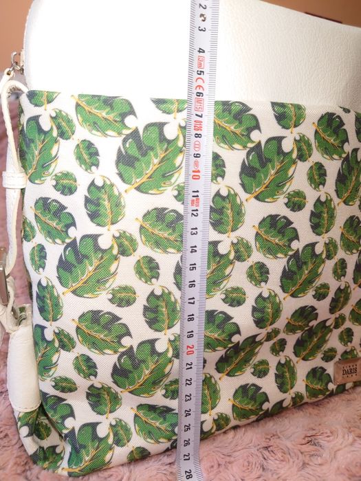 Раница с флорални мотиви Daris