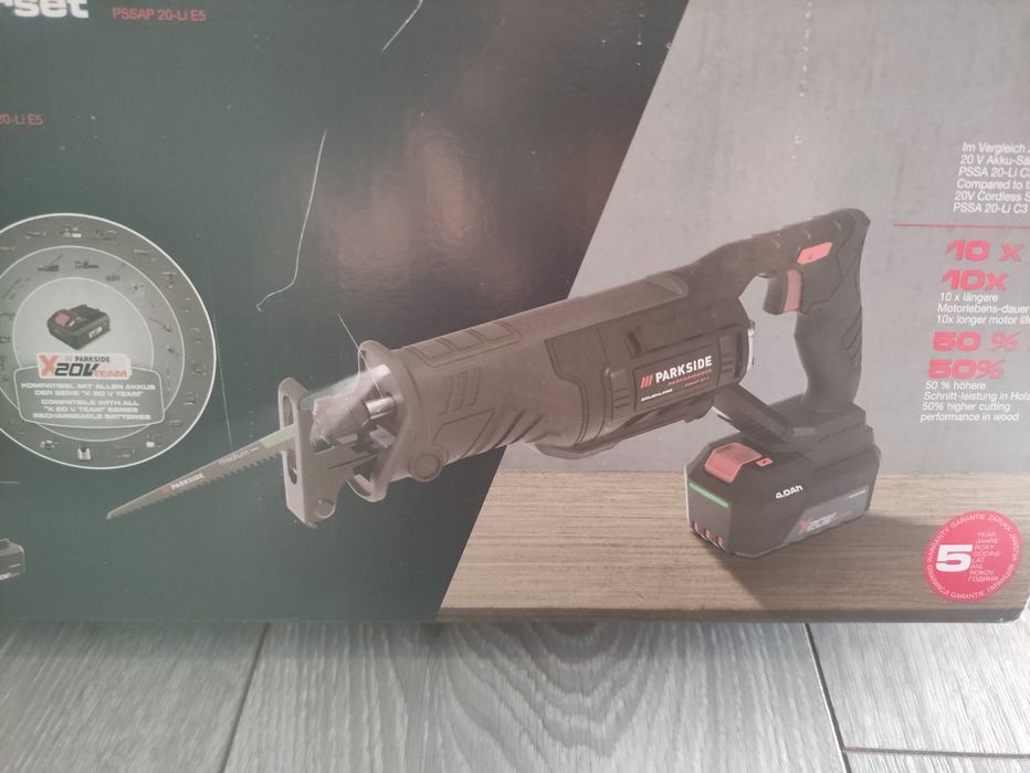 Fierastrau sabie Parkside Performance cu  acumulator de 20 V