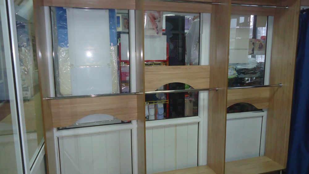 Витрина для одежды