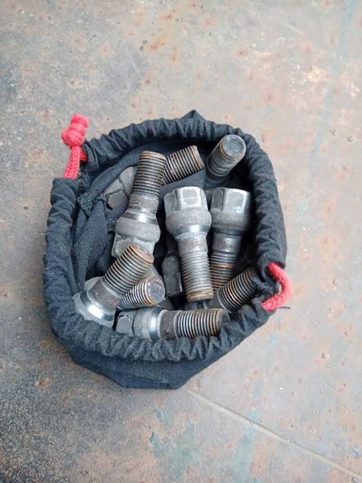 Opel Corsa F  Железни джанти 16" с тасове и болтове Оригинални