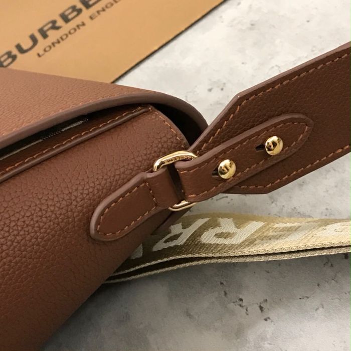 Geanta Burberry