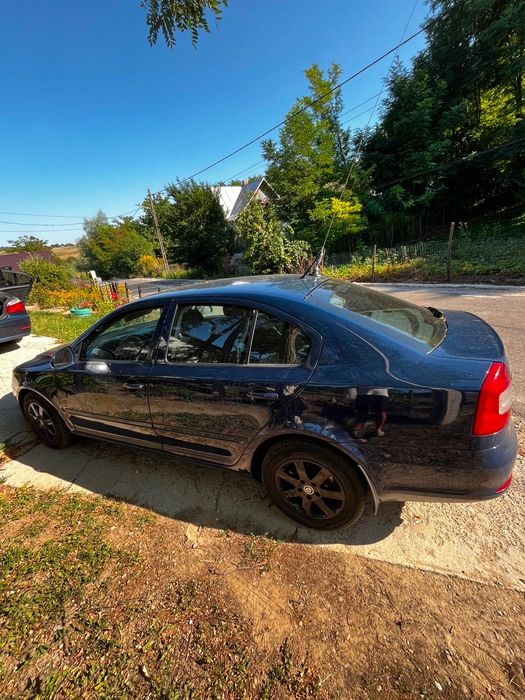 Mașina Skoda Octavia
