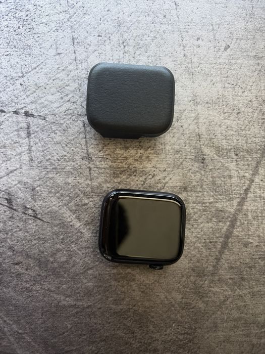 Продаю Apple WATCH Series 7 Midnight БУ