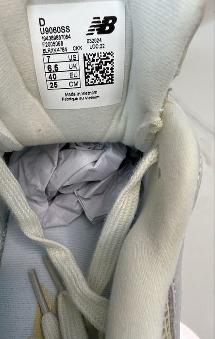 New Balance 9060 Sea Salt Linea Grey Full Box