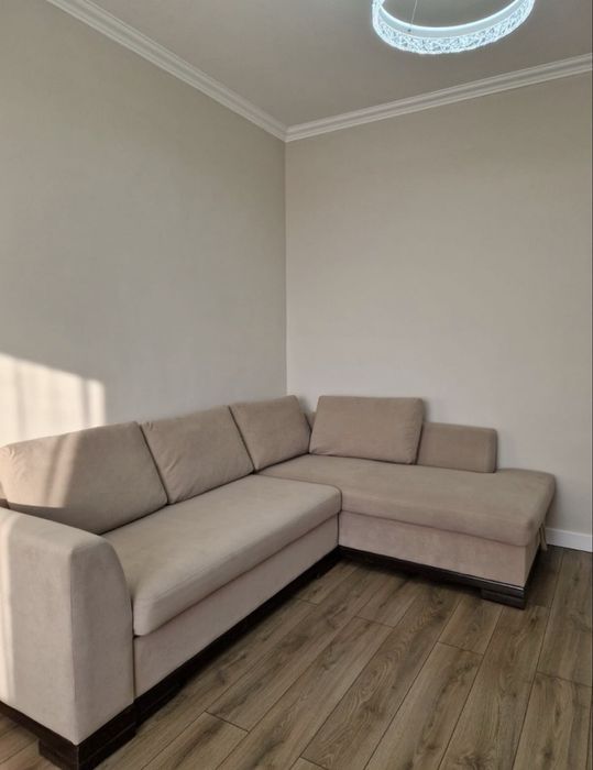 Диван б/у хорошее состояние