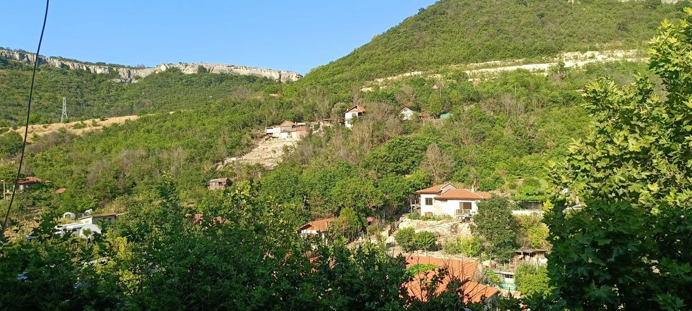 Продава се Четиристаен апартамент в Провадия - 106 кв.м за 519 €/кв.м - Снимка #1