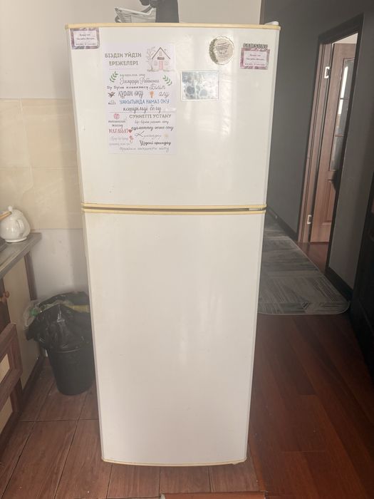 Продам холодильник