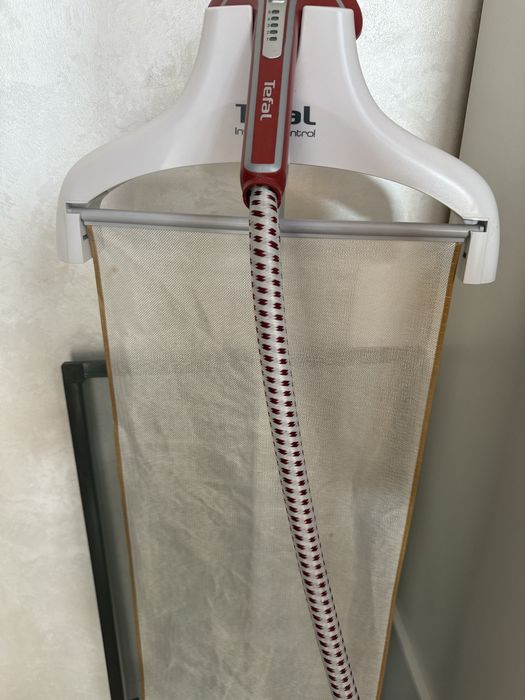 Отпариватель Tefal Instant Control — рабочий